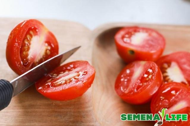 Заготавливаем семена томатов из своих помидор