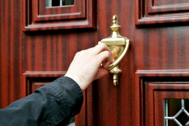 Непрошеные гости или как защитить свой дом от ненужных людей Заговор на защиту дома от нежелательных людей